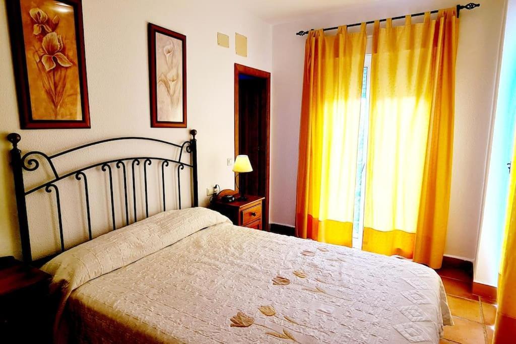 Atico Duplex Con Vistas Al Mar En Zahara De Los Atunes Dış mekan fotoğraf